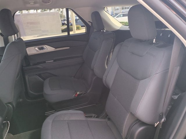 New 2026 Ford Explorer - photo 2
