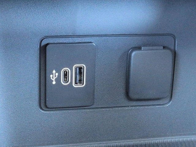 New 2026 Ford Explorer Platinum - photo 23