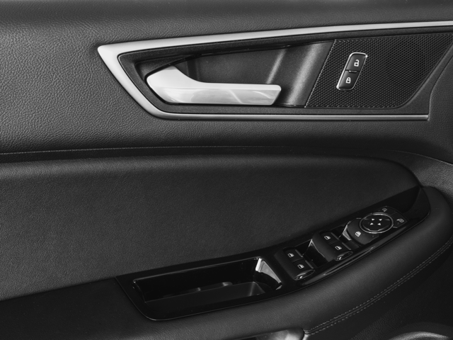 Used 2016 Ford Edge Titanium - photo 47
