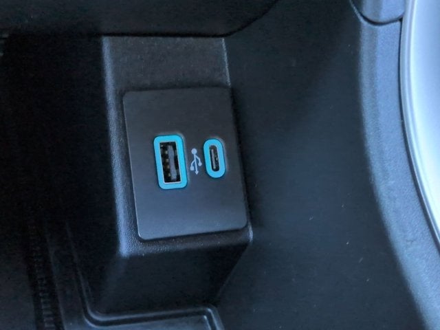 Used 2022 Ford Edge ST - photo 22