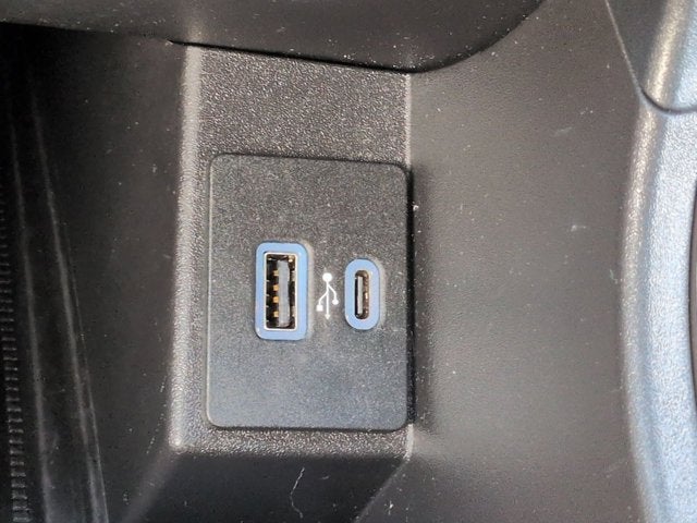 Used 2023 Ford Edge ST - photo 22