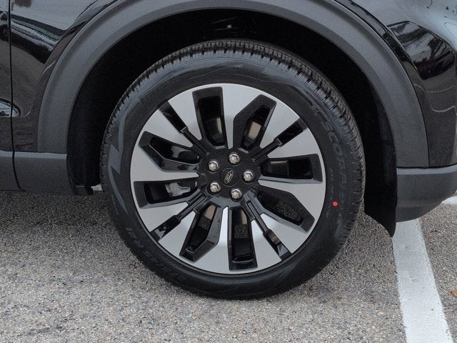 New 2026 Ford Explorer Platinum - photo 4