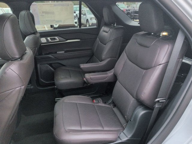 New 2026 Ford Explorer Platinum - photo 22