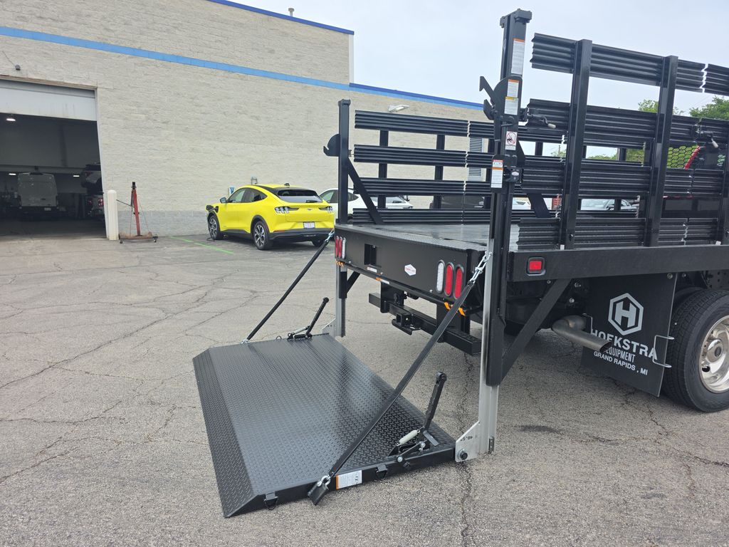 New 2026 Ford F-450 Regular Cab Cab Chassis - photo 15