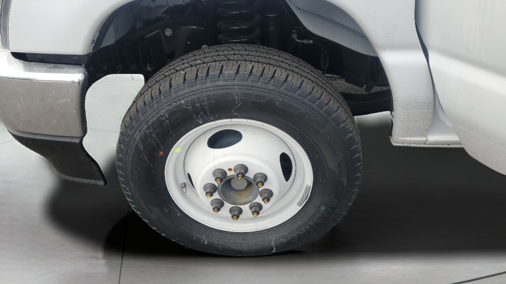 New 1996 Ford E-450 Cutaway - photo 13