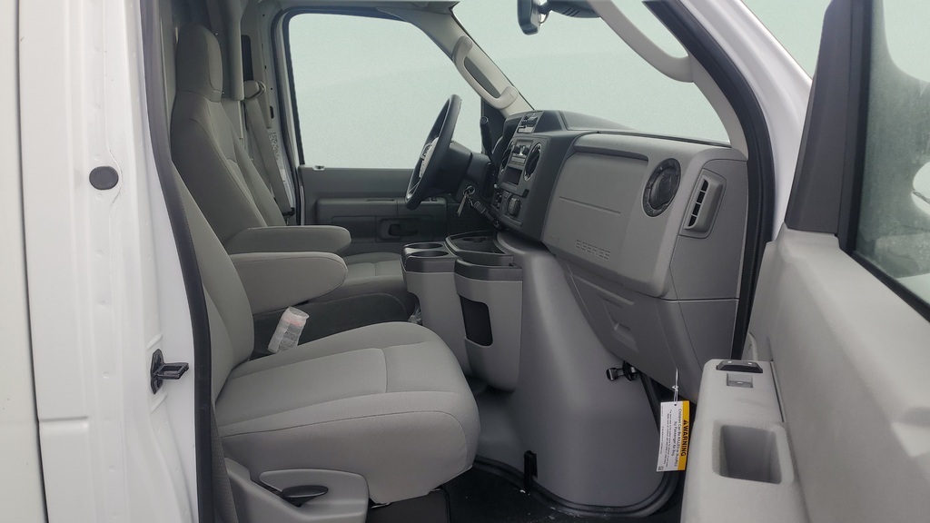 New 1996 Ford E-450 Cutaway - photo 17