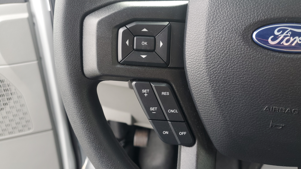 New 1996 Ford E-450 Cutaway - photo 20
