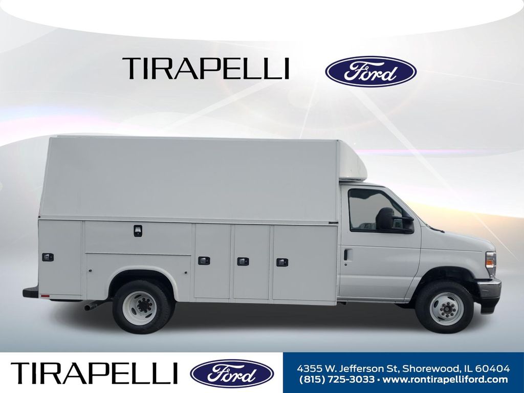 New 1996 Ford E-450 Cutaway - photo 6
