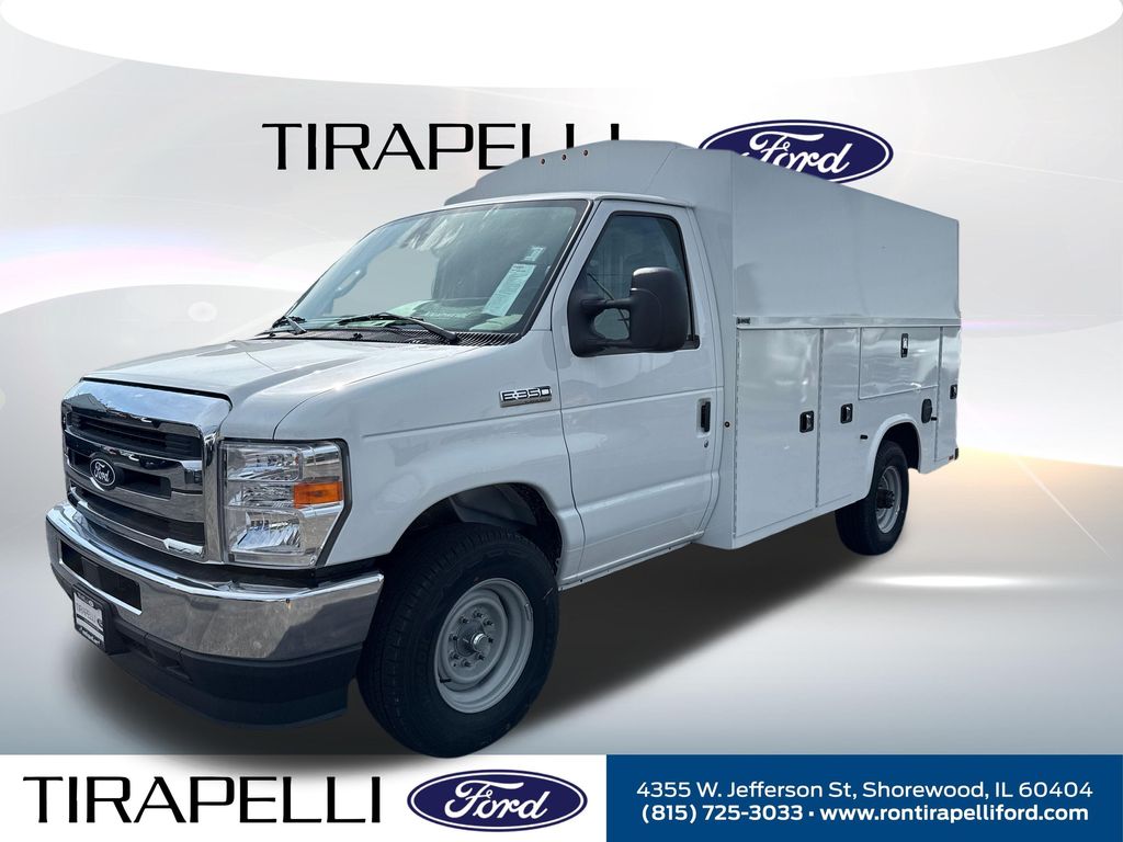 New 2027 Ford E-350 - photo 1