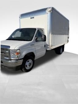 New 2026 Ford E-350 Cutaway - photo 5