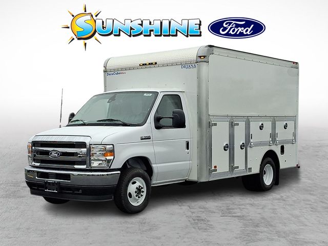 New 2026 Ford E-350 - photo 2