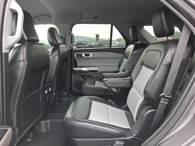 Used 2023 Ford Explorer XLT - photo 10