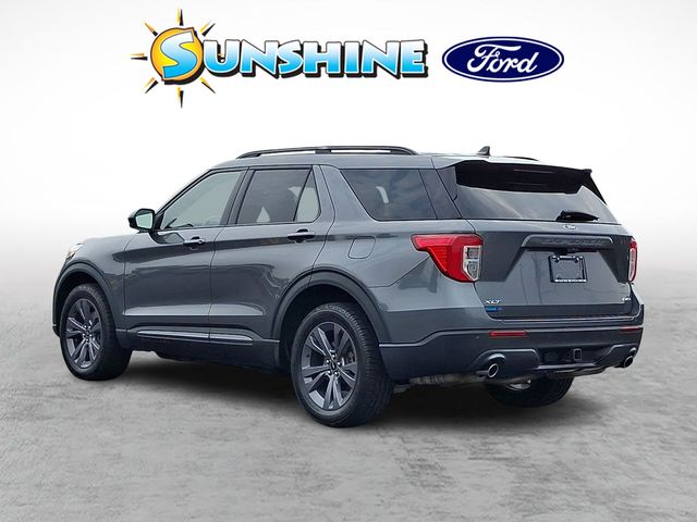Used 2023 Ford Explorer XLT - photo 4