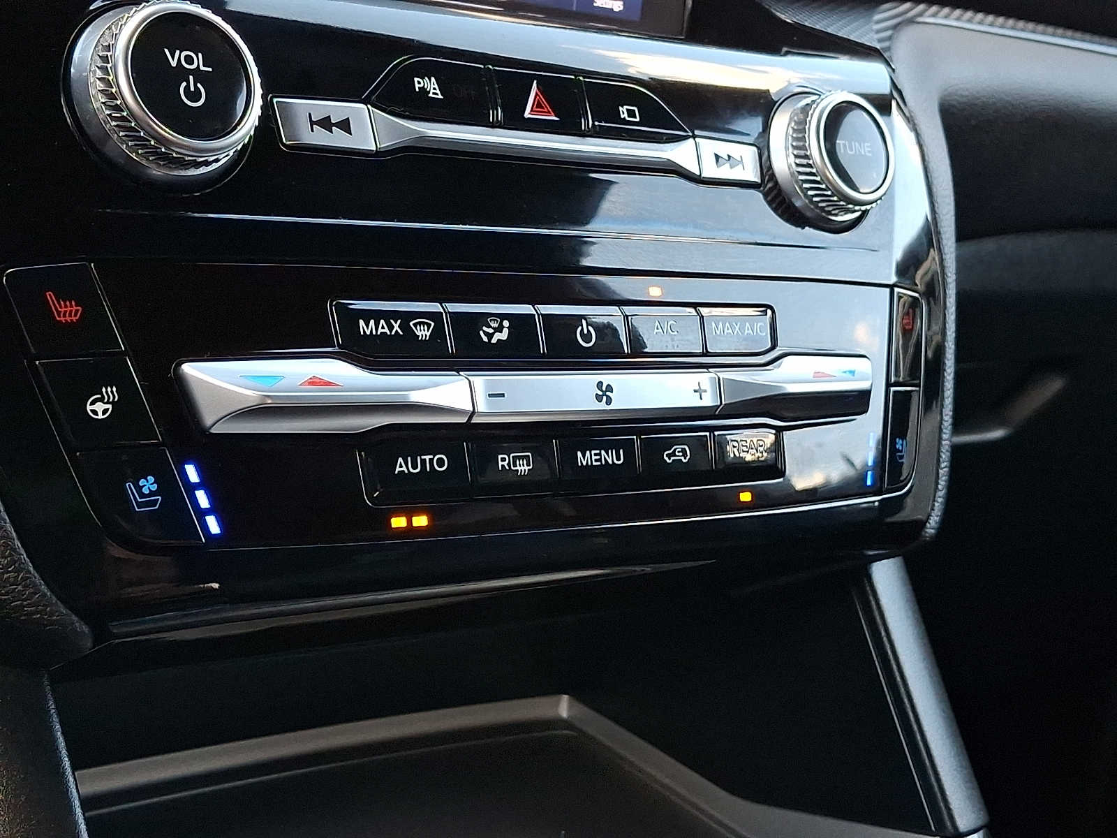 Used 2023 Ford Explorer ST - photo 18