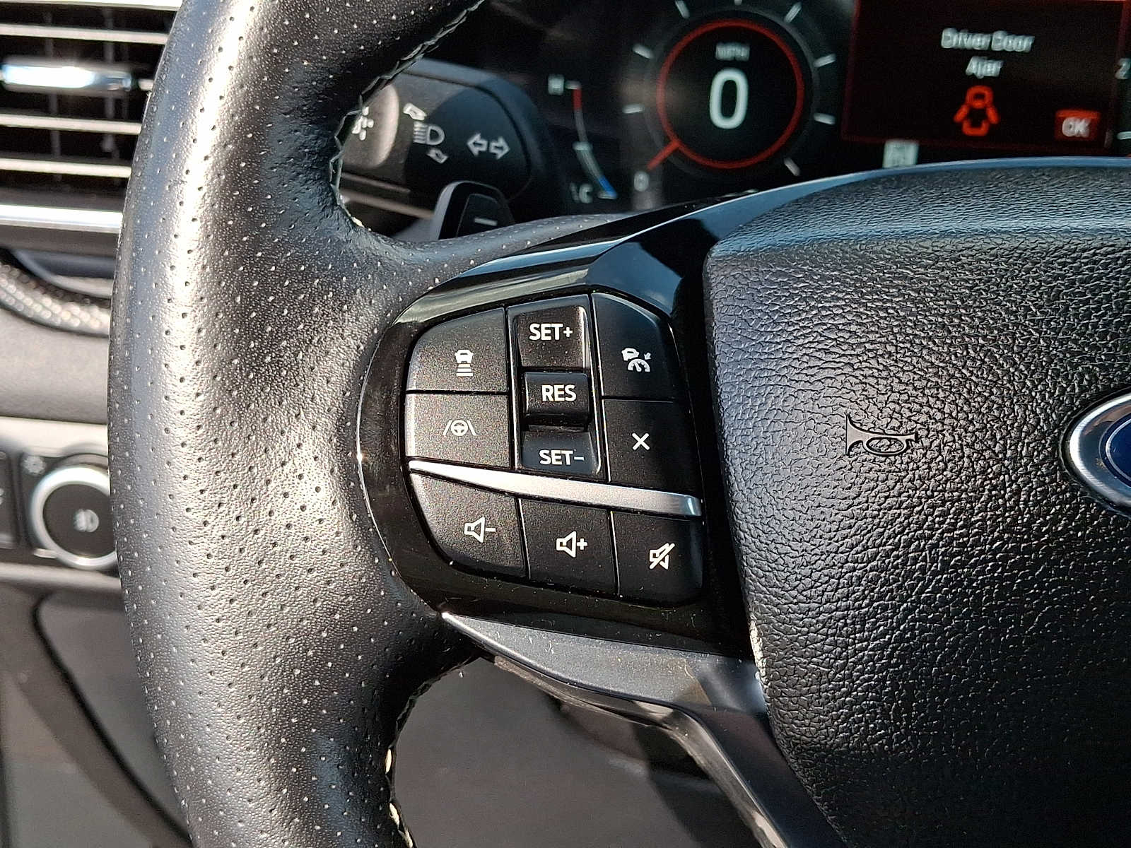 Used 2023 Ford Explorer ST - photo 24