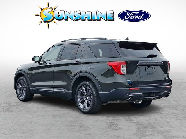 Used 2022 Ford Explorer XLT - photo 4