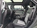 Used 2022 Ford Explorer XLT thumbnail 9