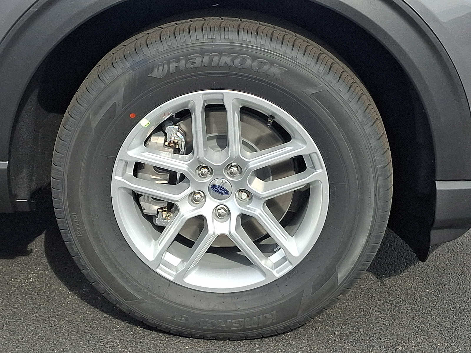 New 2026 Ford Explorer ACTIV - photo 6