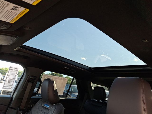 New 2026 Ford Explorer Platinum - photo 23