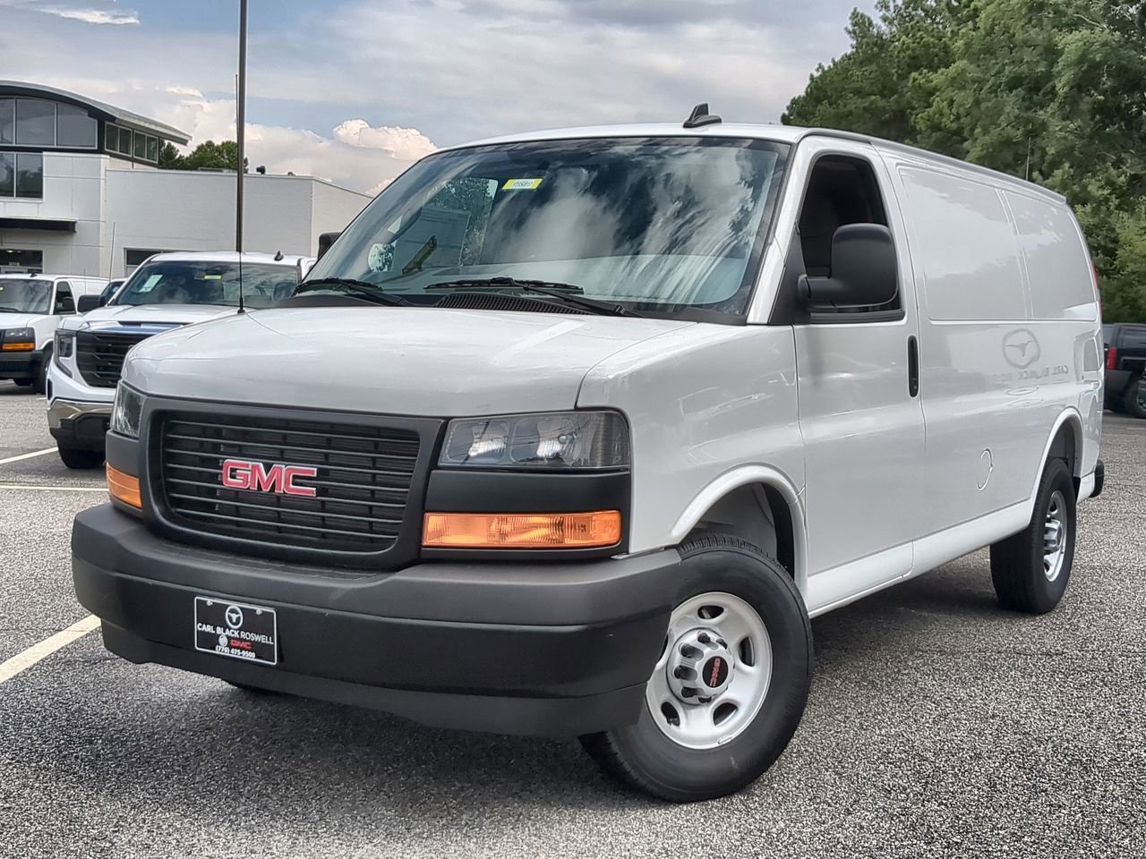 New 2025 GMC Savana 2500 - photo 2