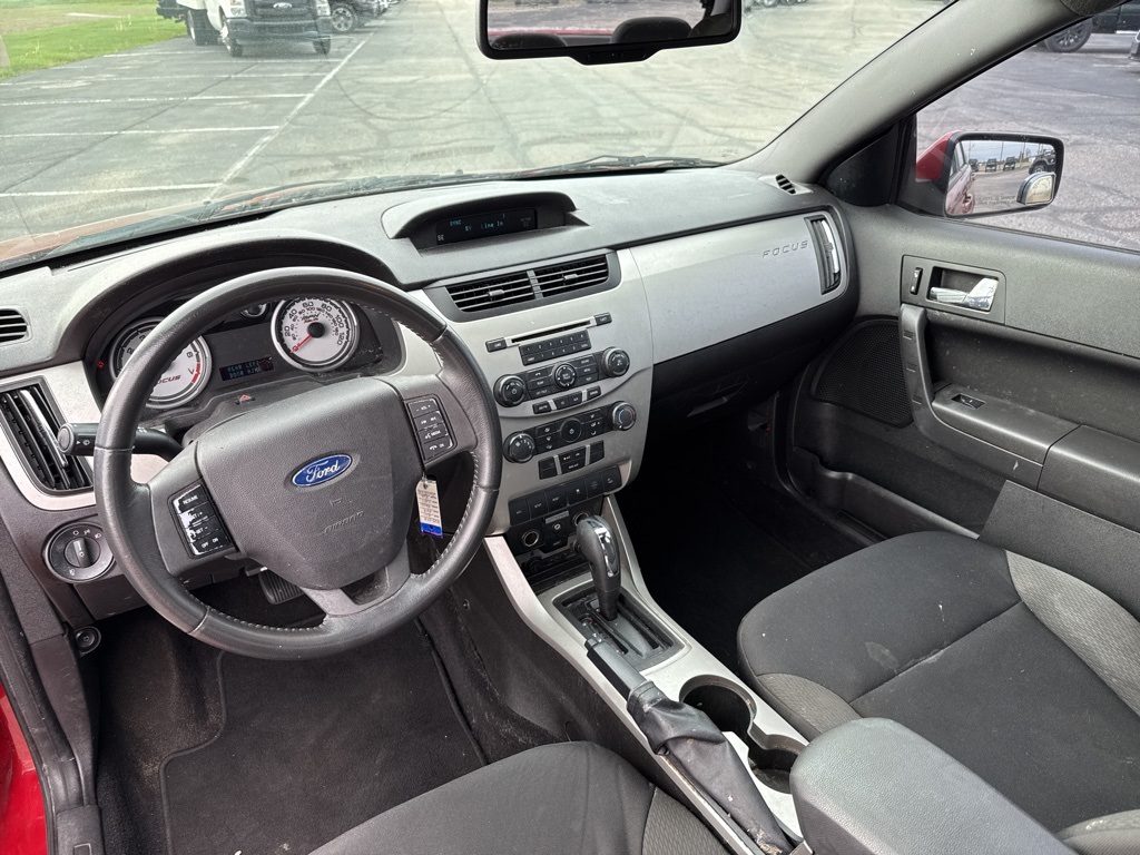 Used 2011 Ford Focus SES - photo 12