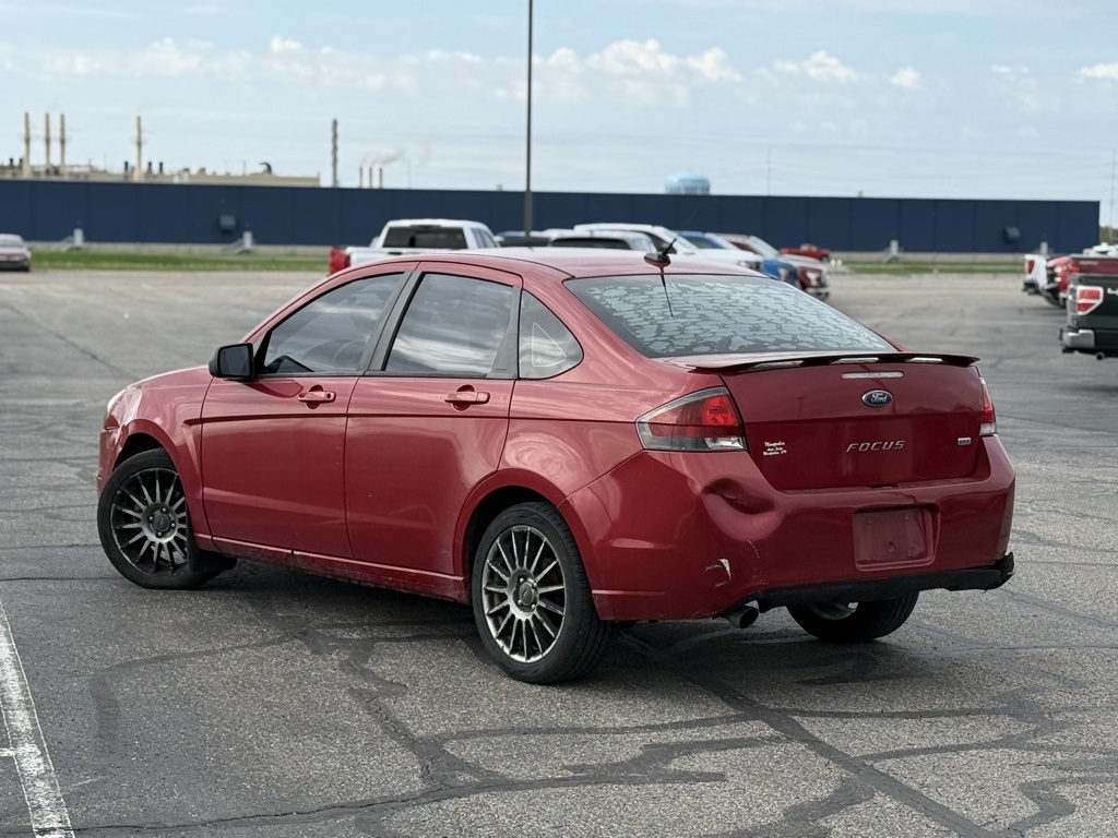 Used 2011 Ford Focus SES - photo 3