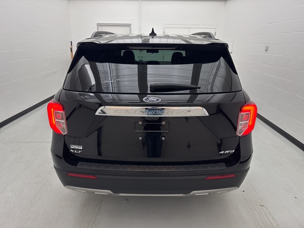 Used 2022 Ford Explorer XLT 4WD SUV - photo 12