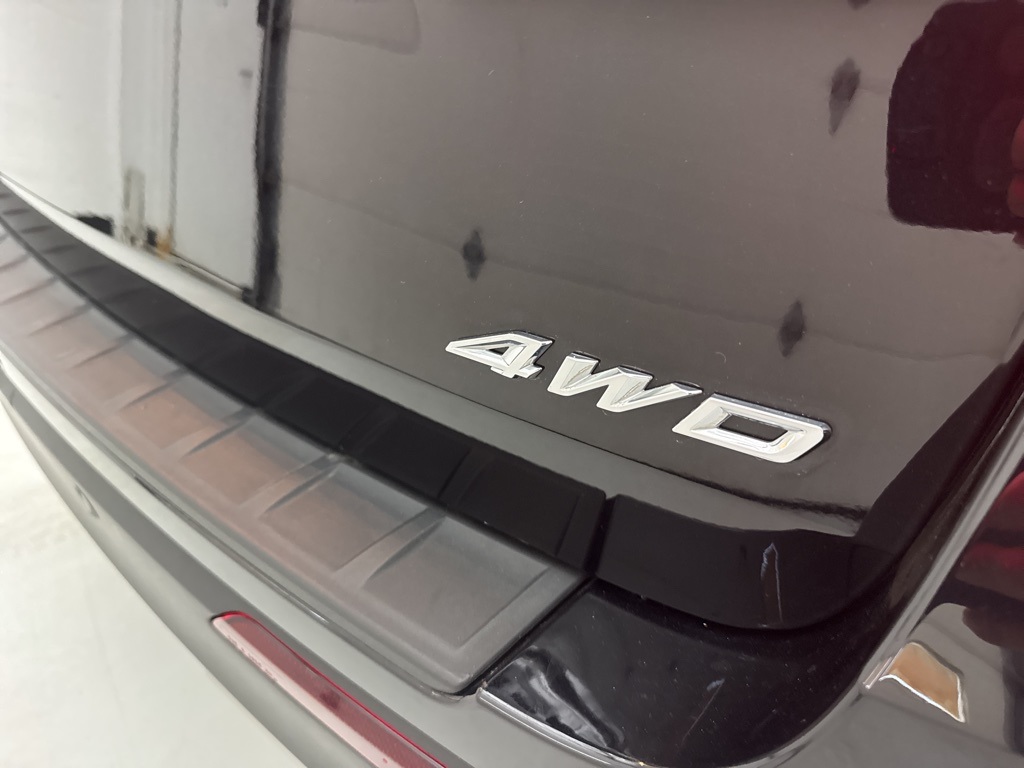 Used 2022 Ford Explorer XLT 4WD SUV - photo 18