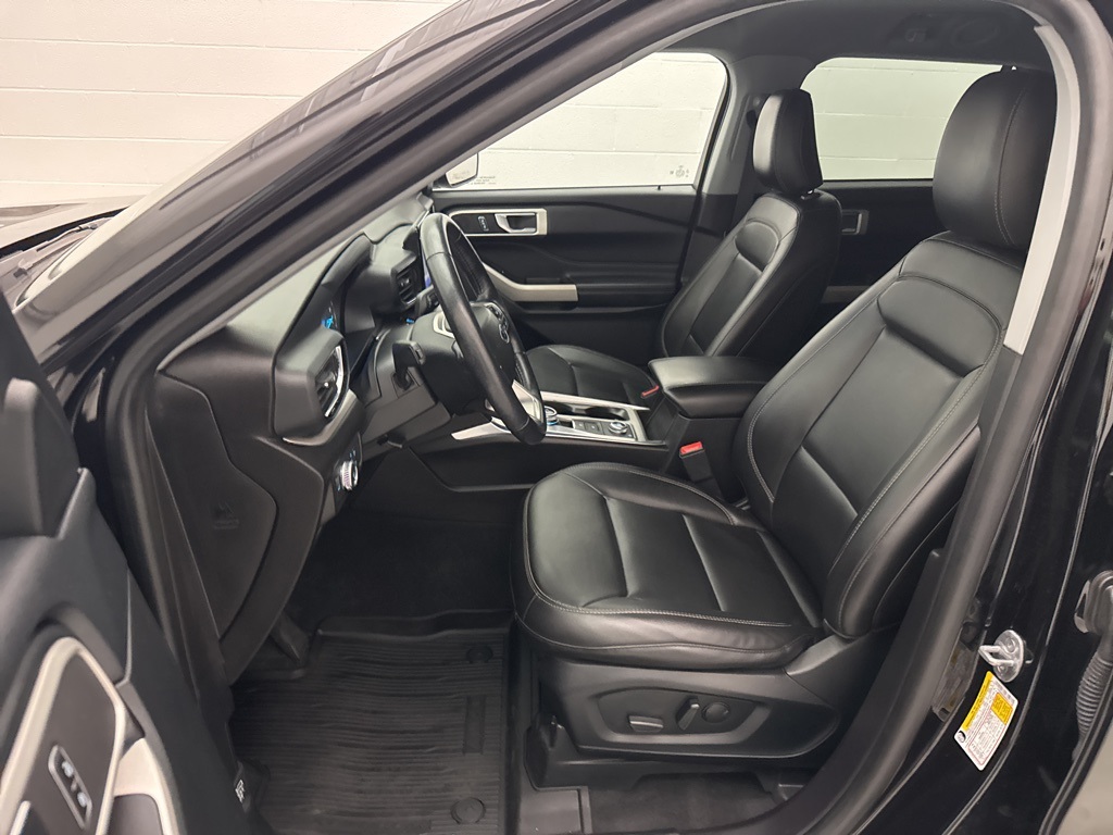 Used 2022 Ford Explorer XLT 4WD SUV - photo 26