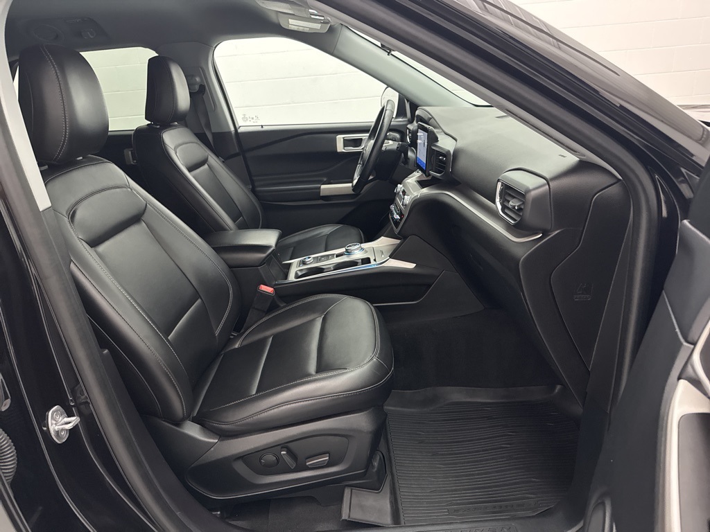 Used 2022 Ford Explorer XLT 4WD SUV - photo 50