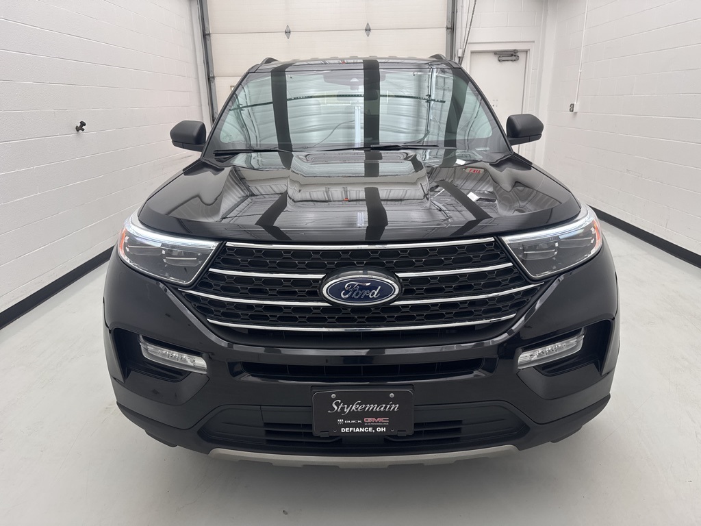 Used 2022 Ford Explorer XLT 4WD SUV - photo 9