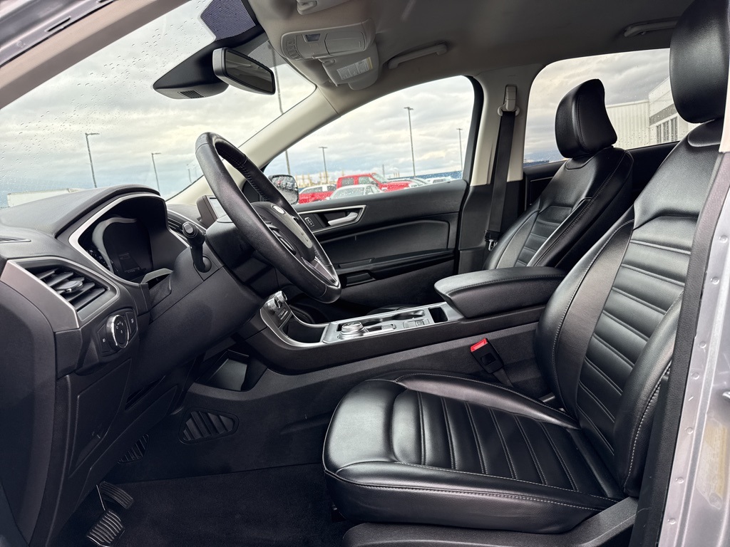 Used 2021 Ford Edge SEL SUV - photo 13