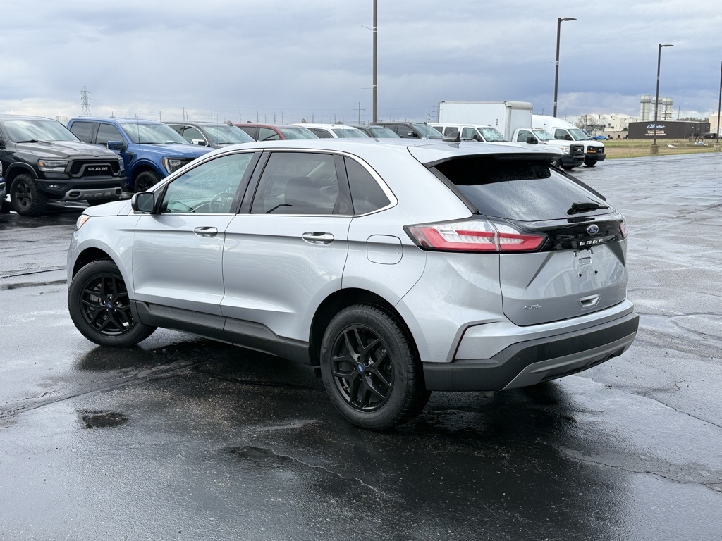 Used 2021 Ford Edge SEL SUV - photo 3