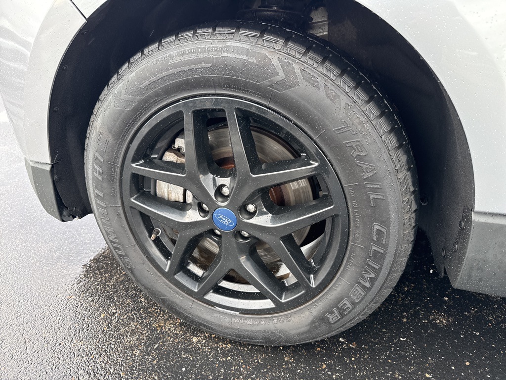 Used 2021 Ford Edge SEL SUV - photo 6