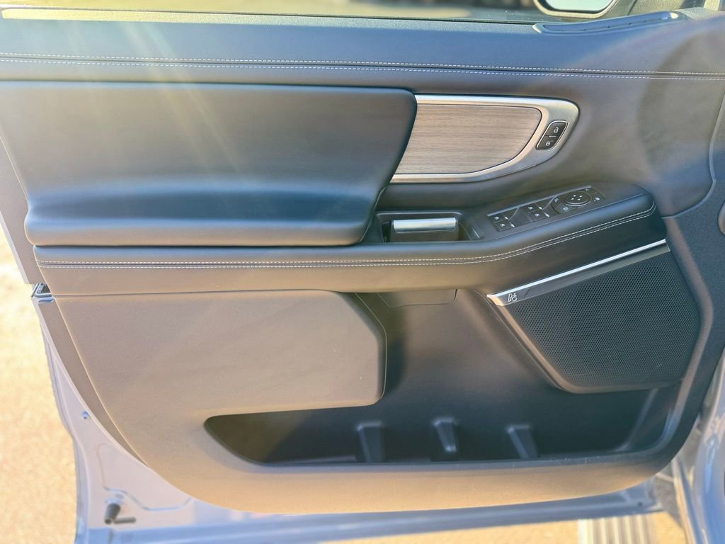 Used 2025 Ford Expedition MAX Platinum - photo 12