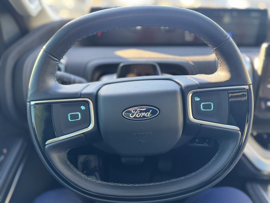 Used 2025 Ford Expedition MAX Platinum - photo 13
