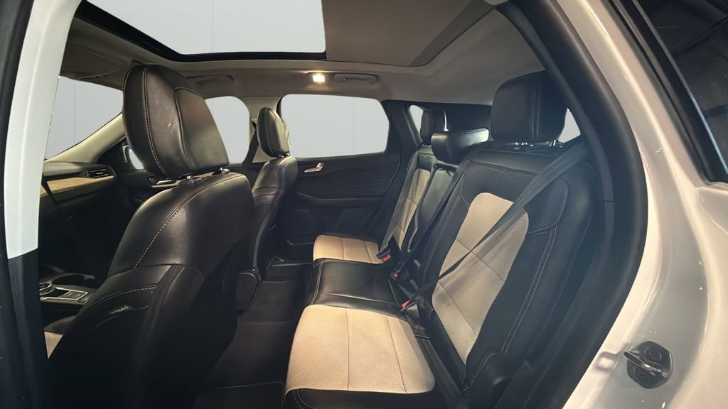 Used 2022 Ford Escape Titanium - photo 15