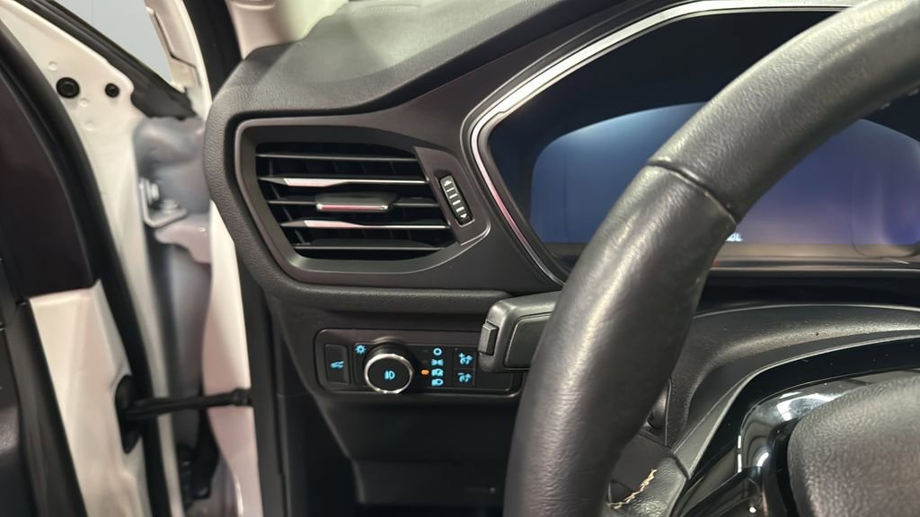 Used 2022 Ford Escape Titanium - photo 17