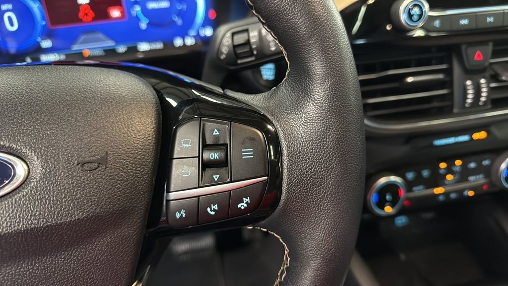 Used 2022 Ford Escape Titanium - photo 19