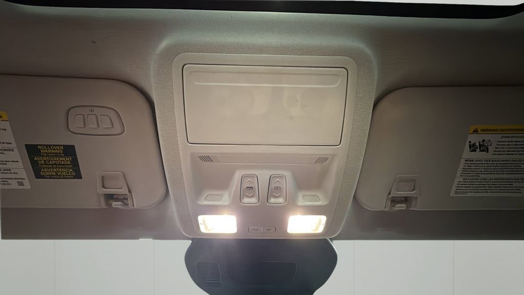 Used 2022 Ford Escape Titanium - photo 24