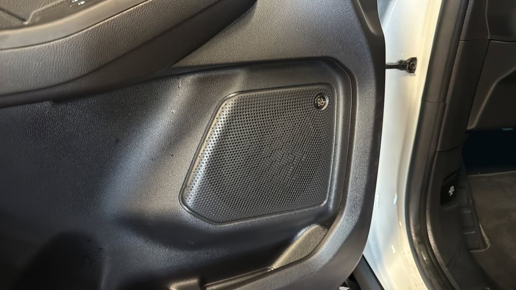 Used 2022 Ford Escape Titanium - photo 29