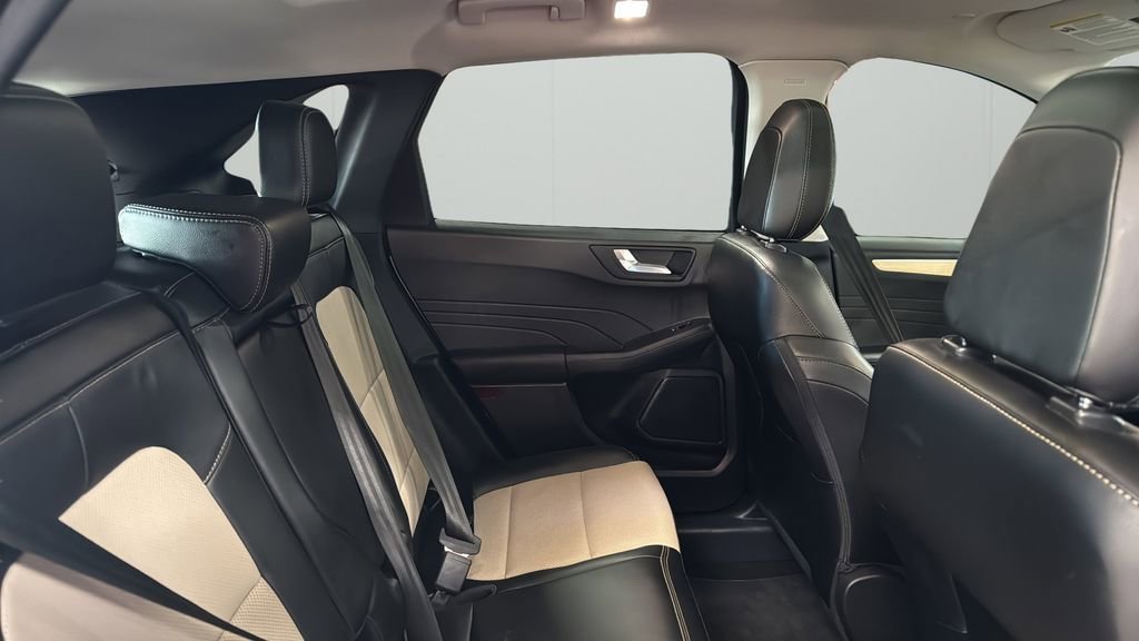 Used 2022 Ford Escape Titanium - photo 33