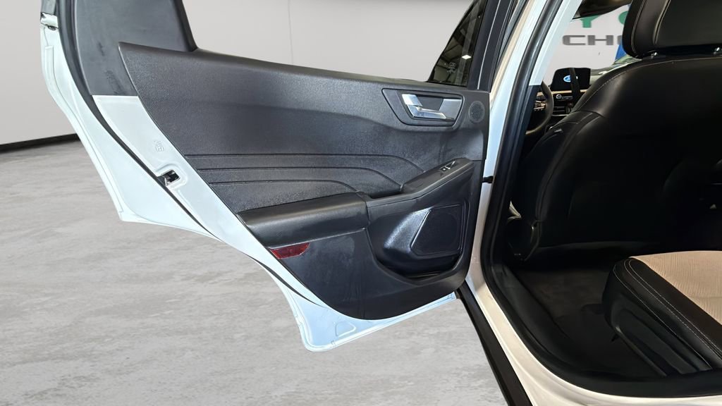 Used 2022 Ford Escape Titanium - photo 43