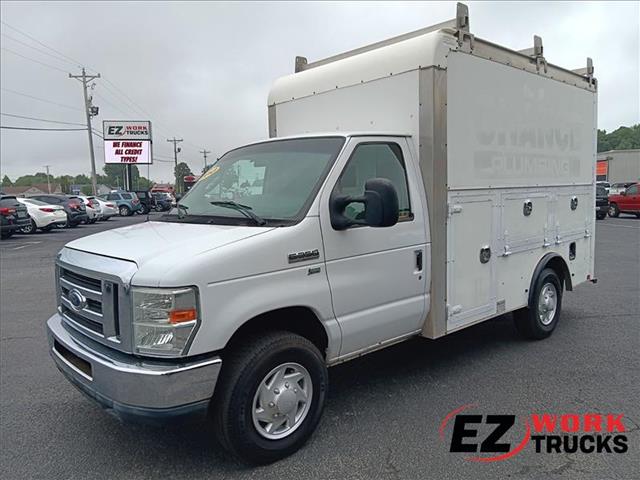 Used 2013 Ford E-350 - photo 1