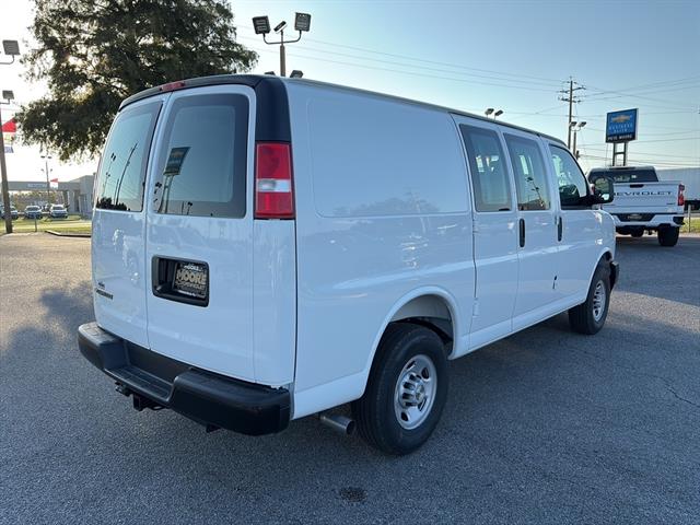 New 2025 Chevrolet Express 2500 Empty Cargo Van - photo 7