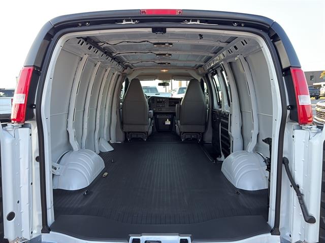 New 2025 Chevrolet Express 2500 Empty Cargo Van - photo 12