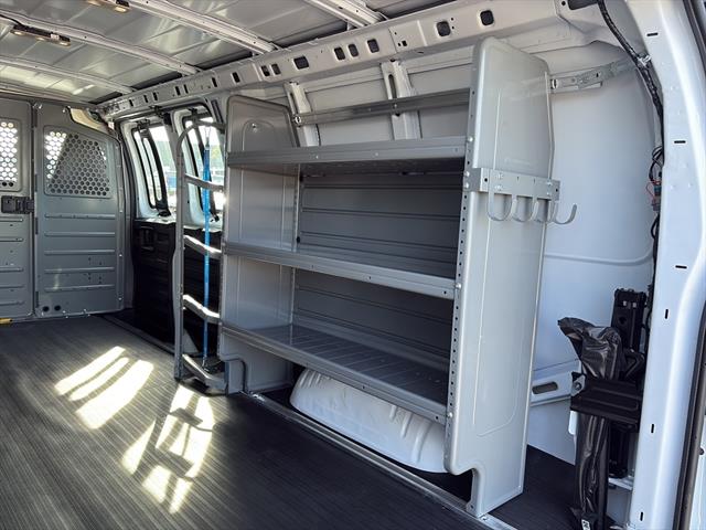 New 2025 Chevrolet Express 3500 Empty Cargo Van - photo 12