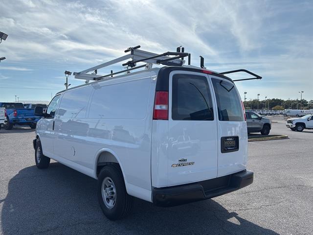 New 2025 Chevrolet Express 3500 Empty Cargo Van - photo 5