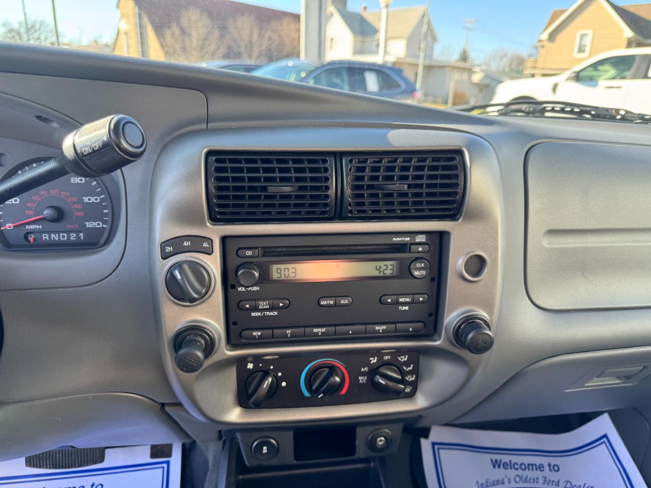 Used 2011 Ford Ranger XLT Super Cab - photo 14