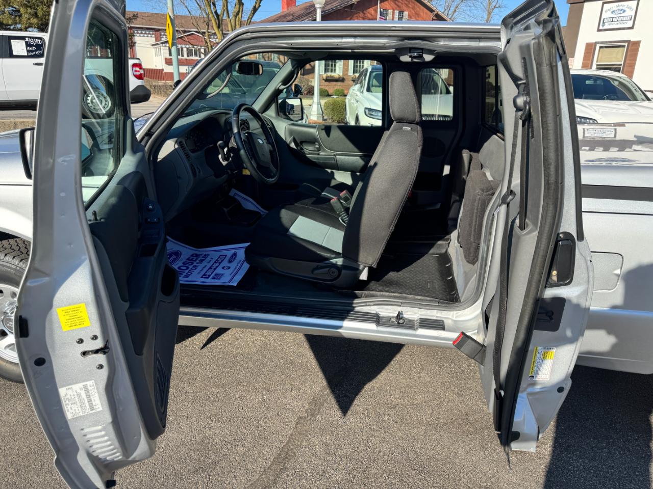 Used 2011 Ford Ranger XLT Super Cab - photo 9